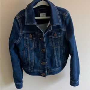 Girls gap jean jacket size small (6/7)